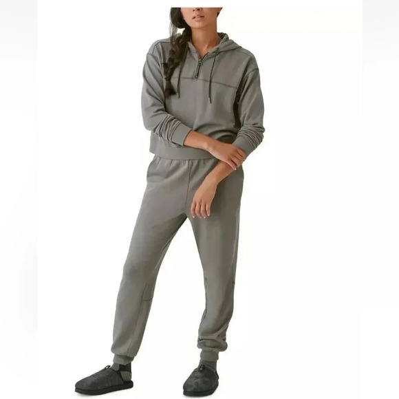 Bass Outdoor Women's Hibernate Half Zip Hoodie Peat Color Top  NWT - Picture 5 of 5